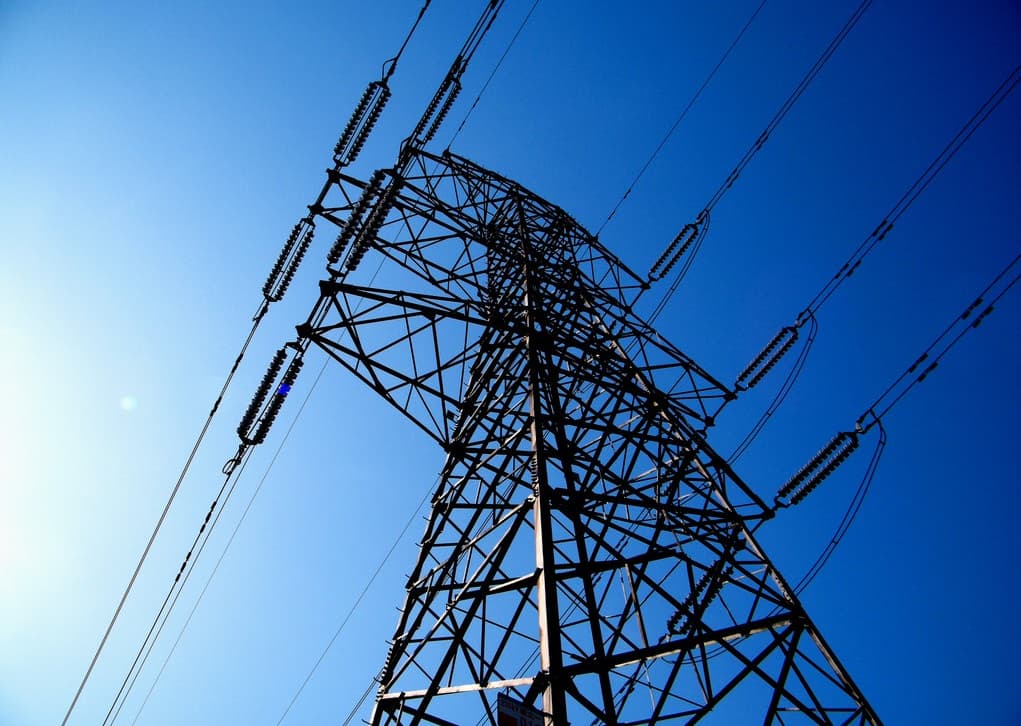 electric power transmission tower